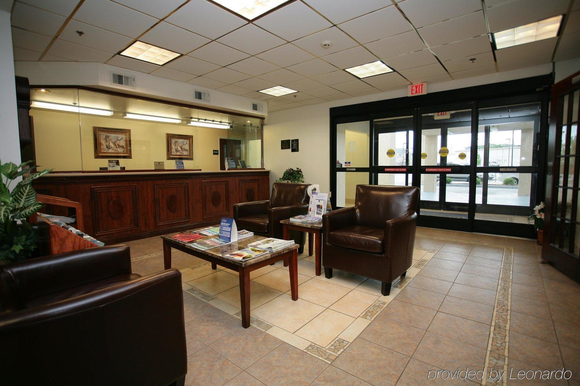 Americas Best Value Inn Louisville Exterior foto