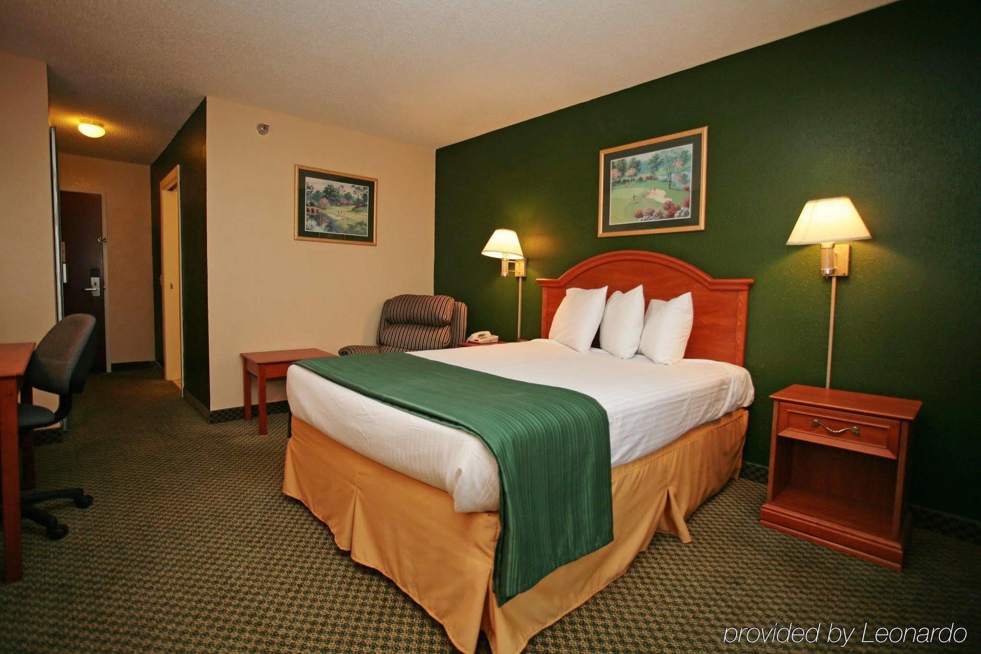 Americas Best Value Inn Louisville Cameră foto